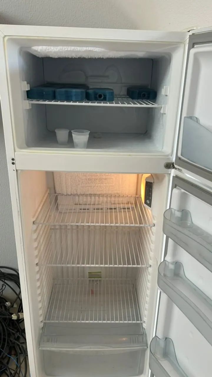 Geladeira Consul 334L - Foto 2