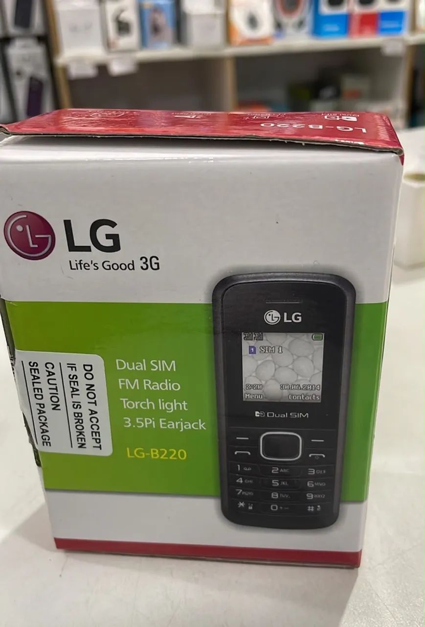 Celular lanterninha LG