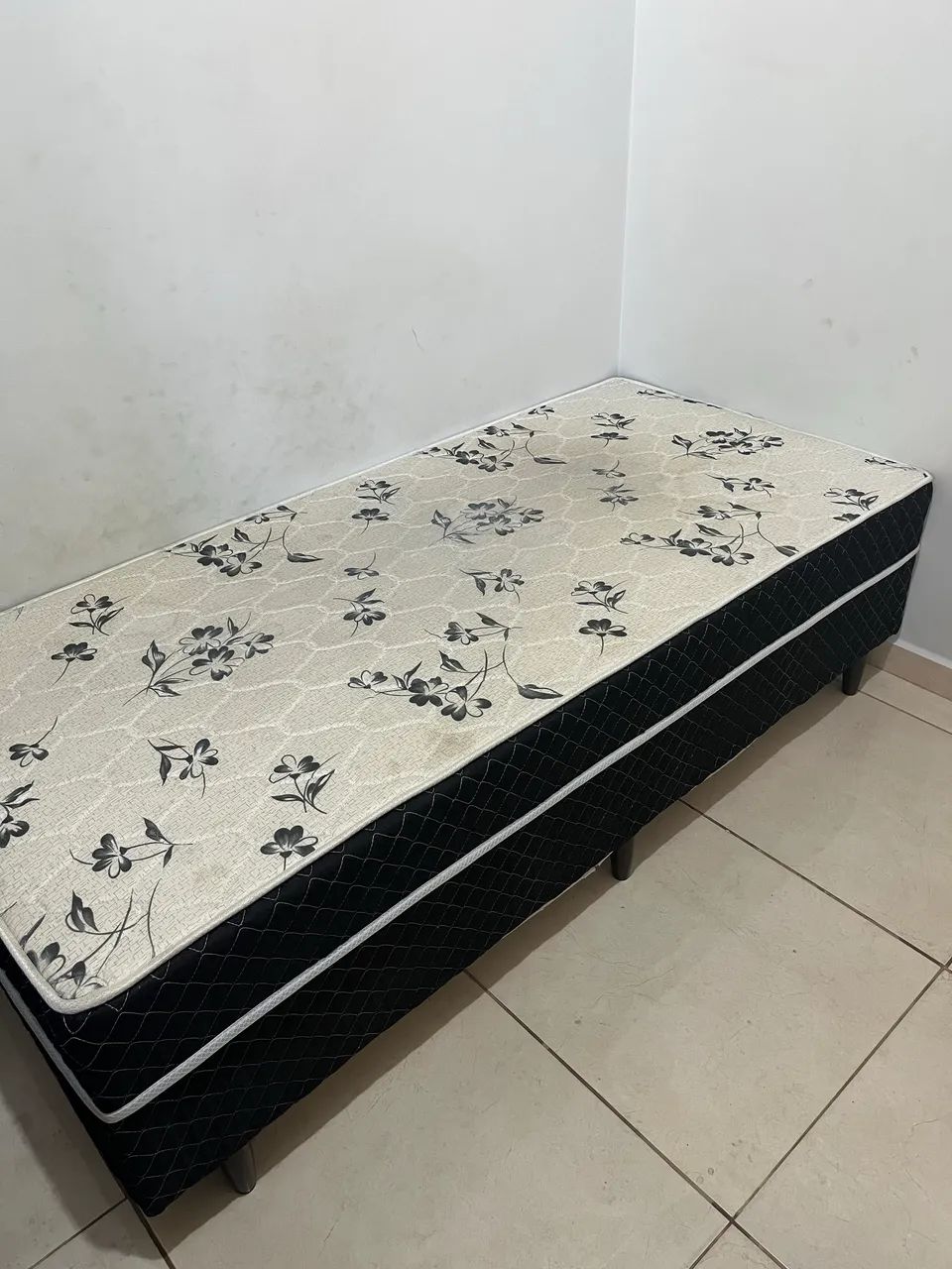 Cama solteiro 