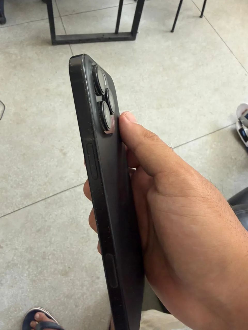 iphone 16 pro Max bateria 97 - Foto 2