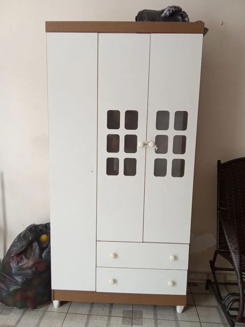 Guarda roupa infantil 