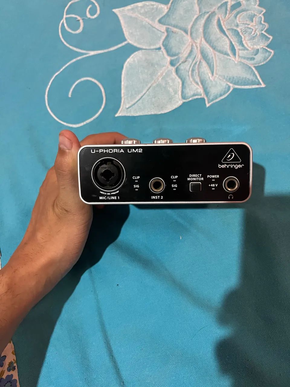 Interface de Audio Behringer U-phoria UM2 - Foto 3