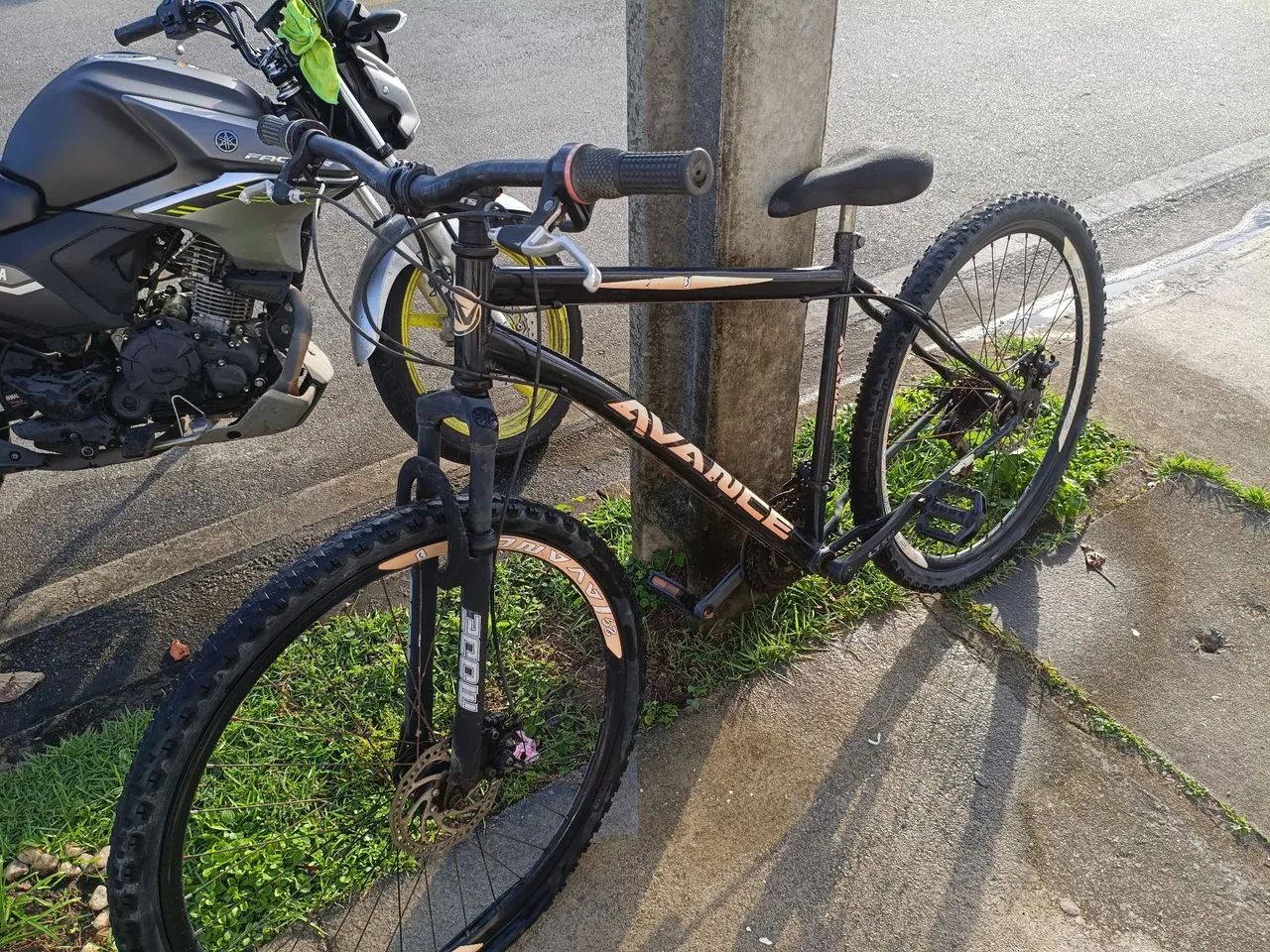 BICICLETA AVANCE ARO 29 USADA