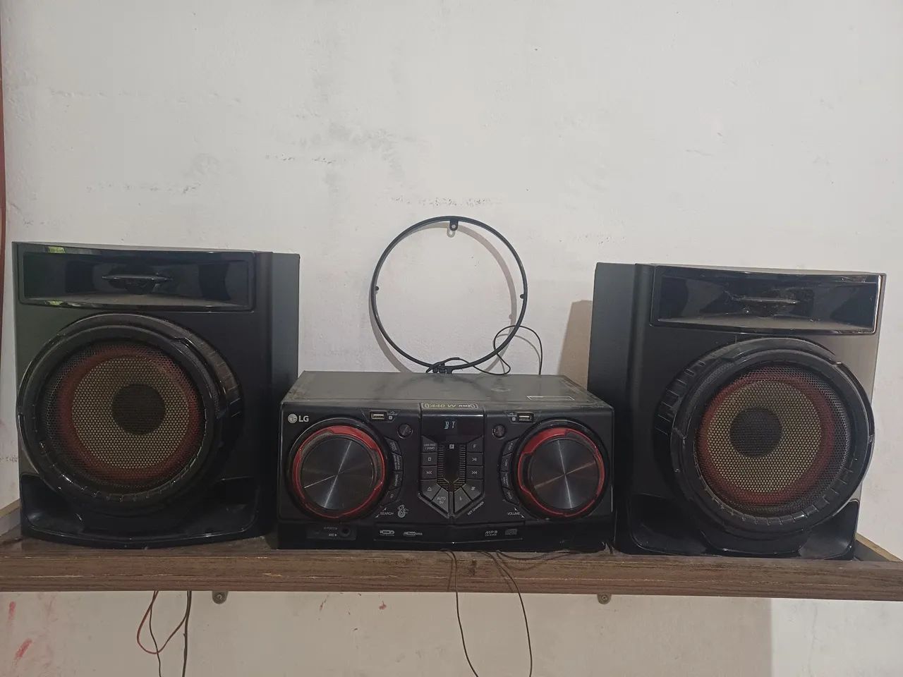 Vendo  aparelho de som da LG .
