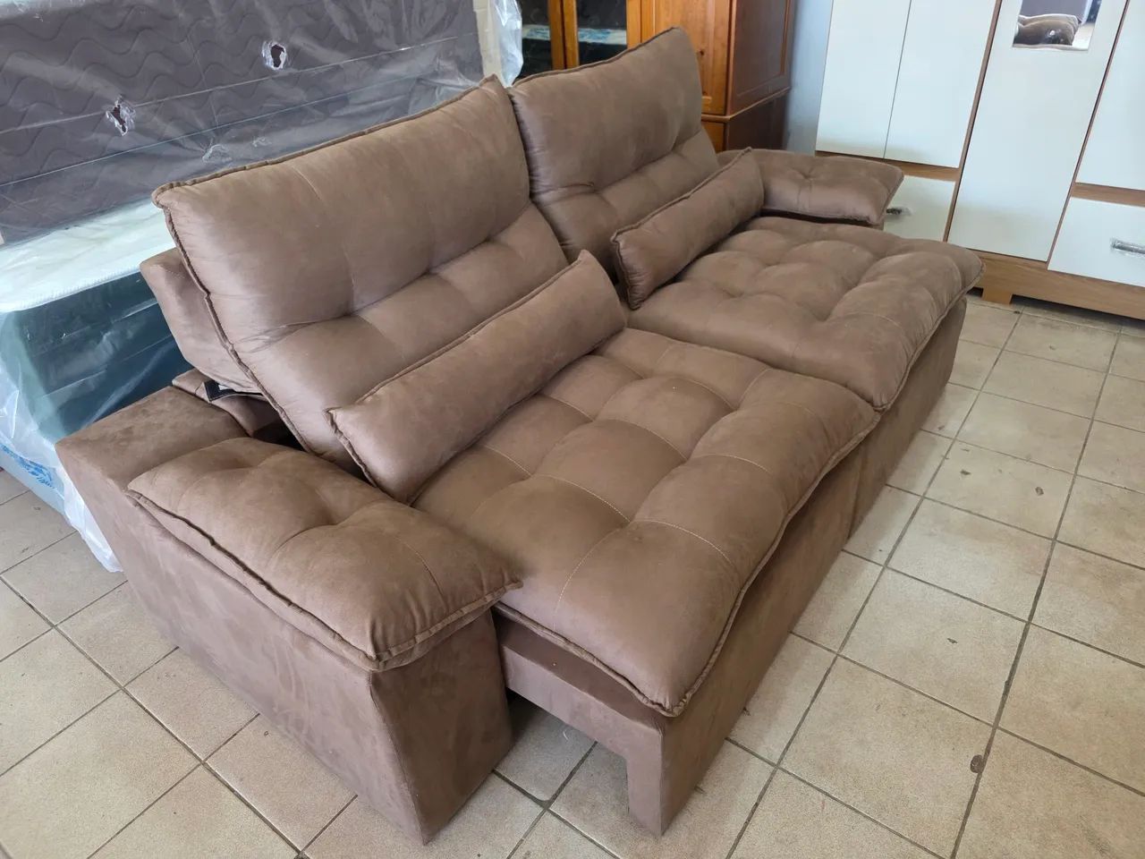 Sofa retrátil reclináveis novo  - Foto 3