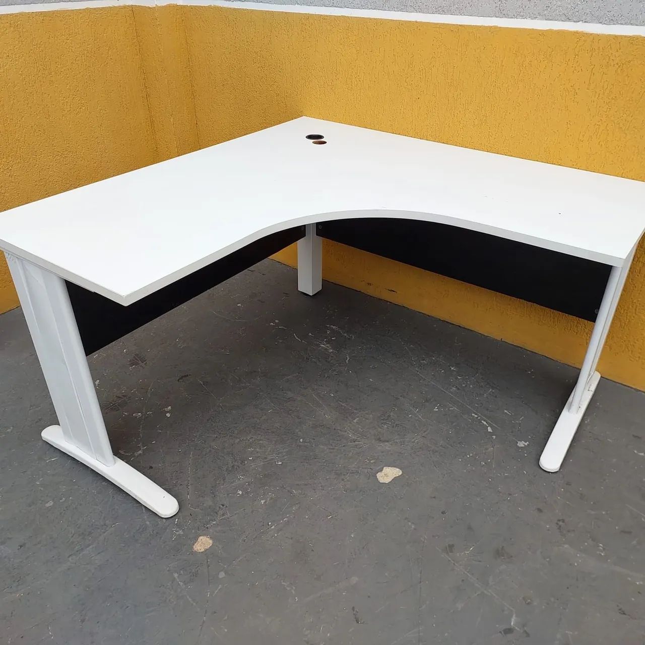 Mesa escritório em L  - Foto 5