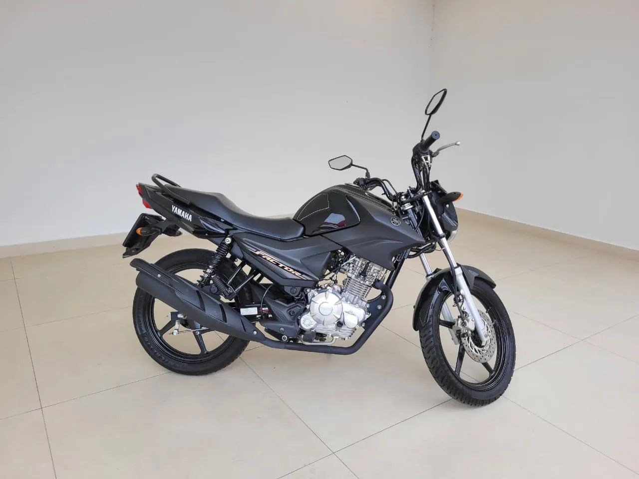 Yamaha YBR 125i FACTOR ED/FLEX - Foto 4