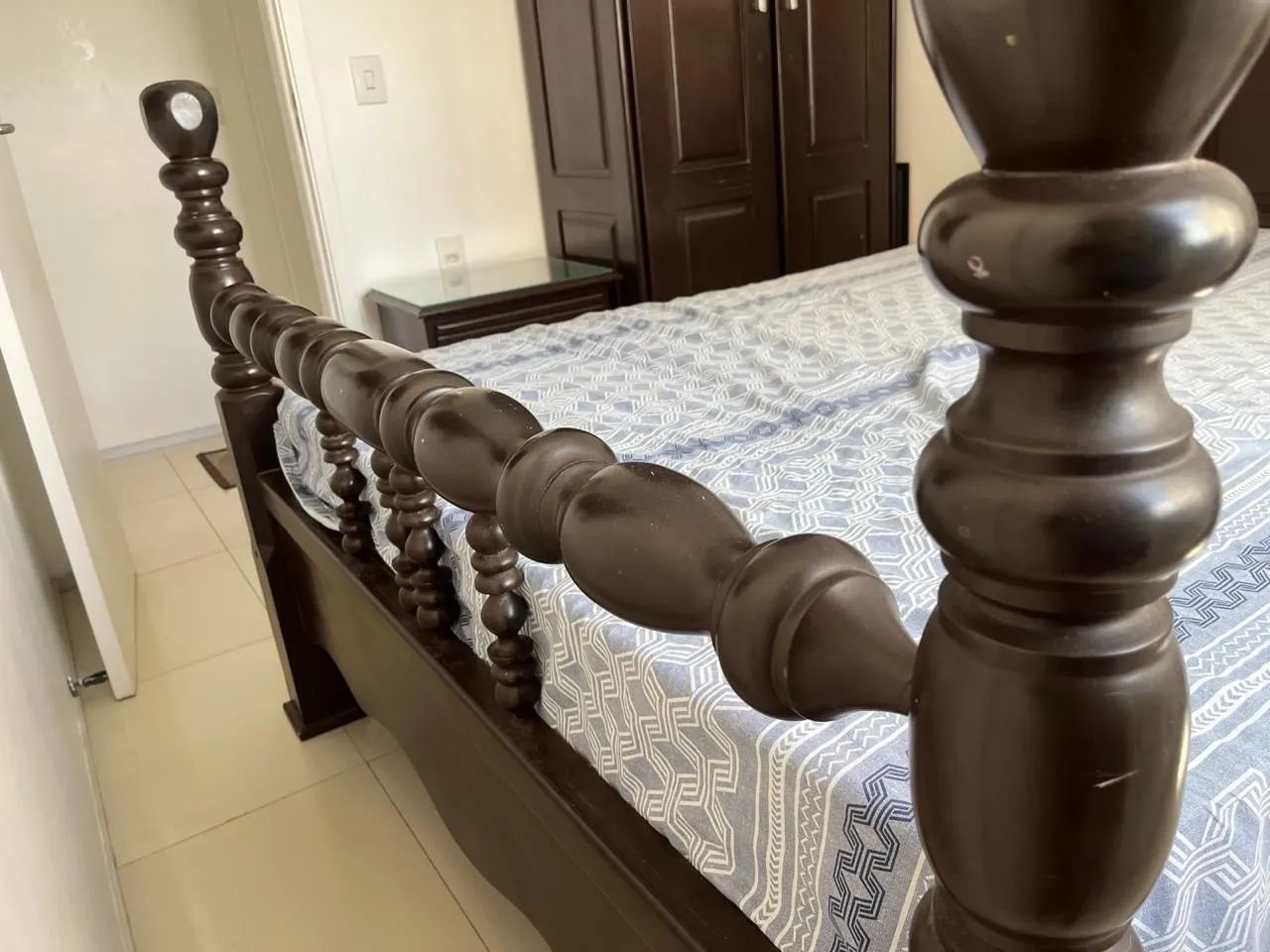 Móveis rústicos de madeira maciça - Foto 3