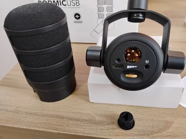 Microfone Rode Podmic Usb Xlr Dinâmico Podcast (usado) - Foto 4