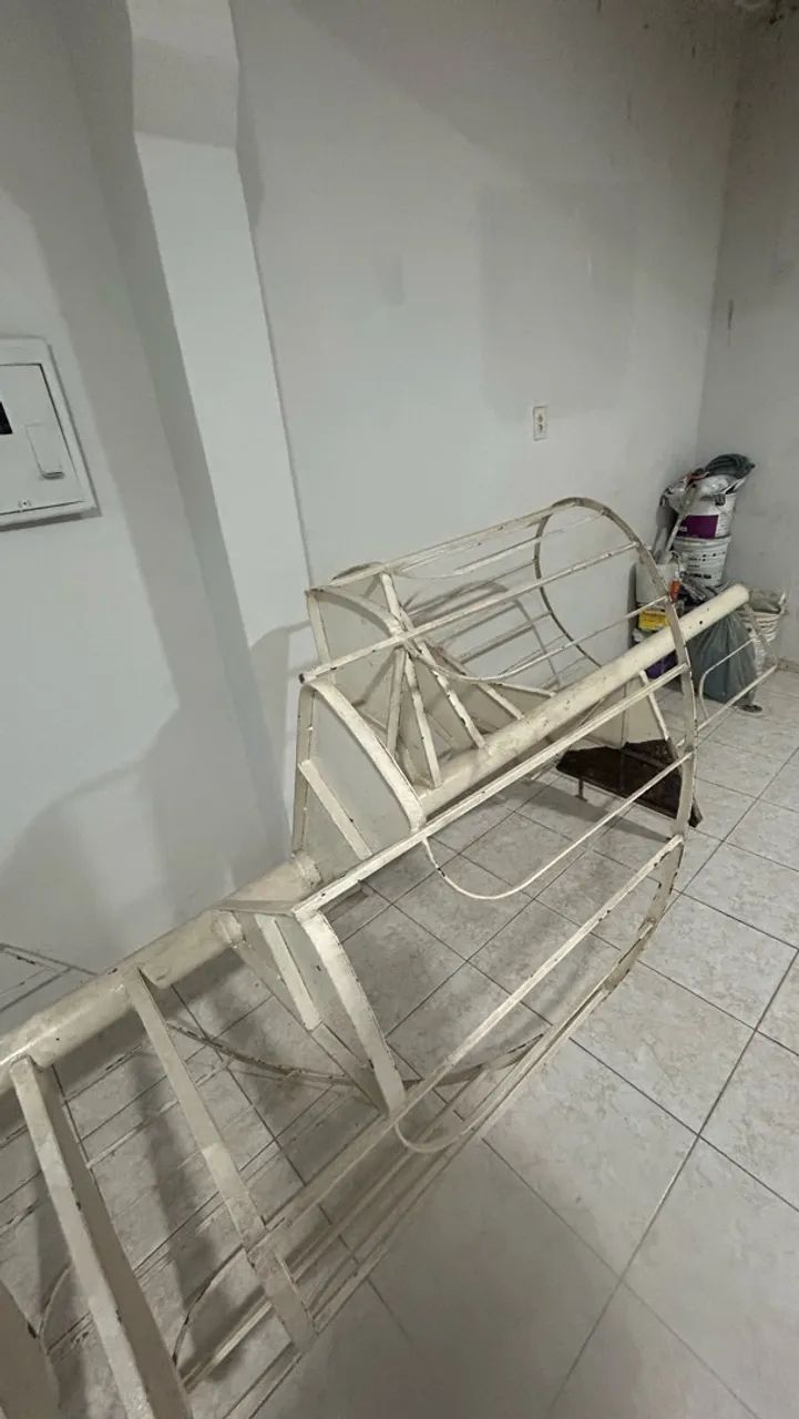 Escada de ferro caracol  - Foto 4
