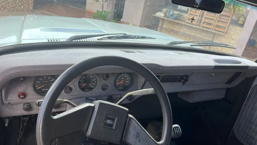 Ford F-1000 F-1000 S. S. Diesel / S.S. Diesel Turbo 1990