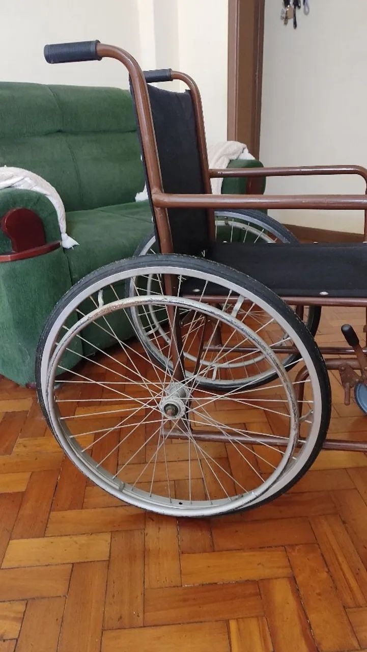 Cadeira de rodas  - Foto 2
