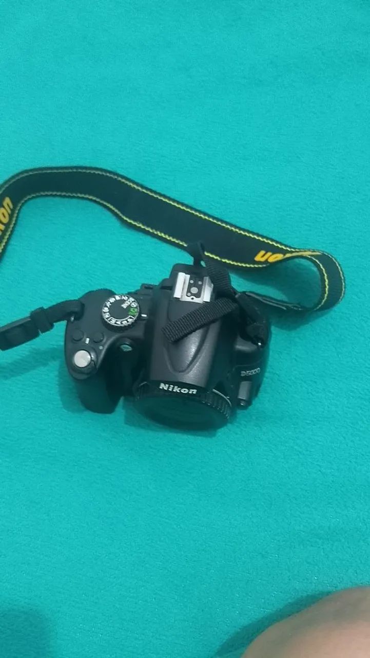 Nikon D5000