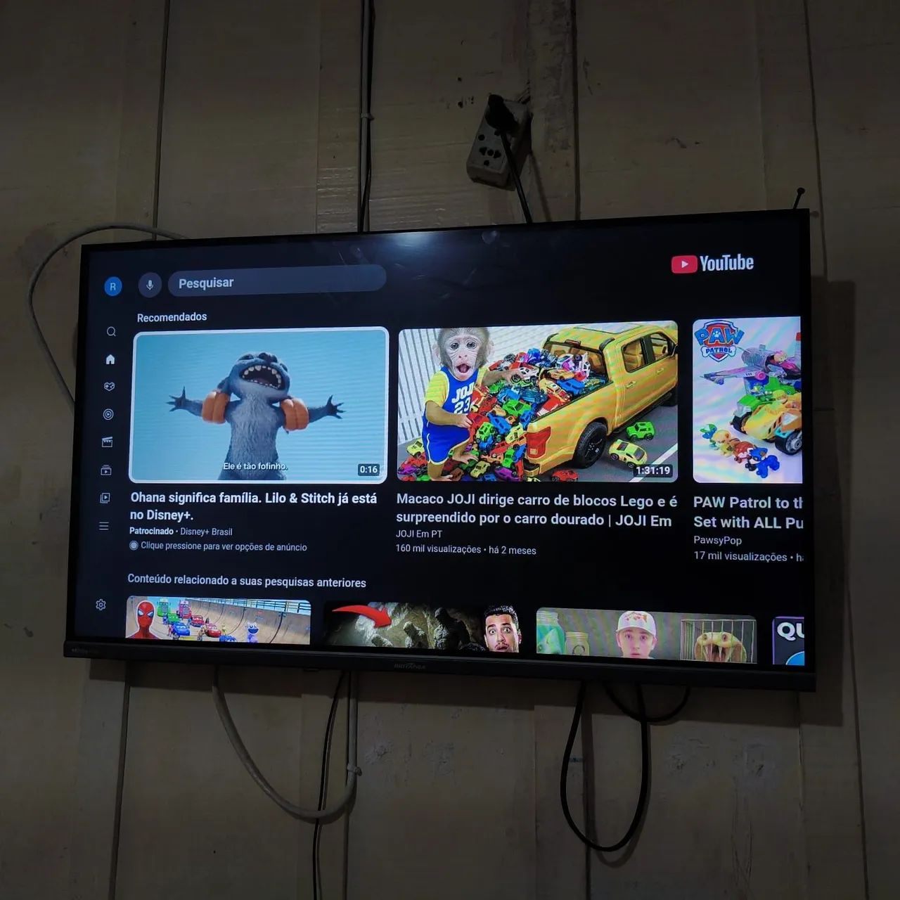 Tv smart 32 britânia 