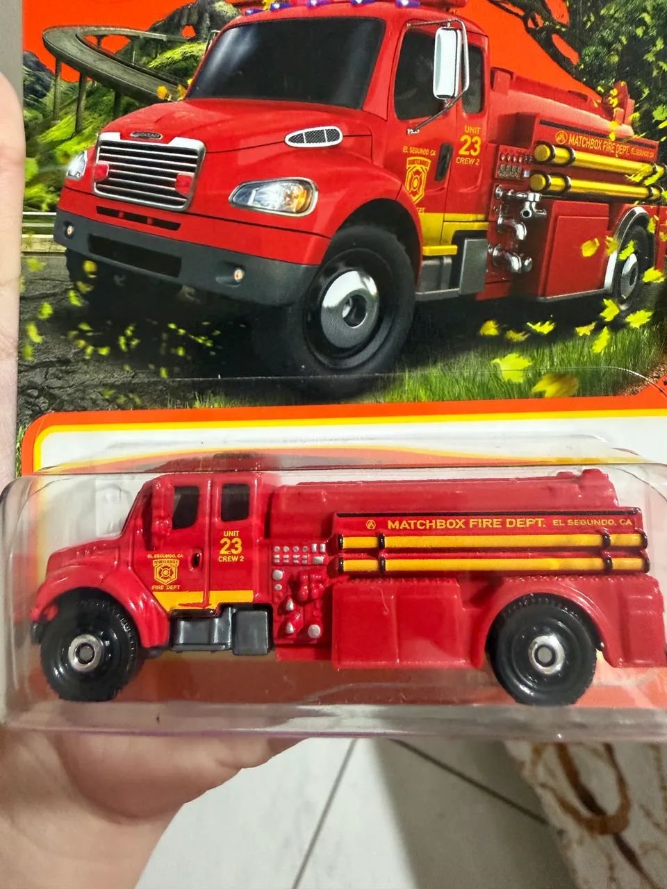 Matchbox caminhão bombeiro  - Foto 2