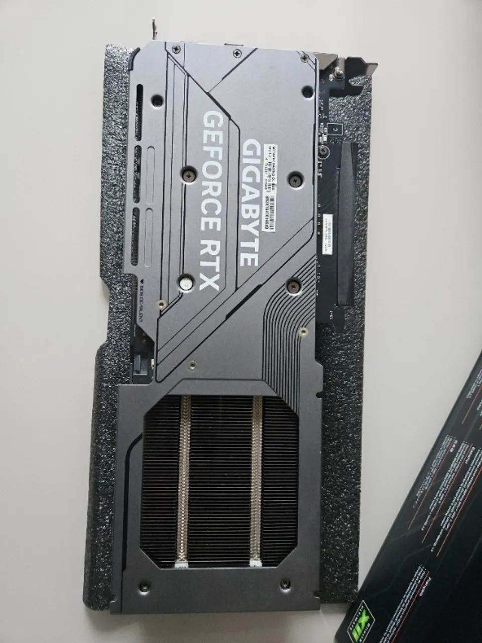 Placa de vídeo Gigabyte 4060 ti 8Gb - Foto 3