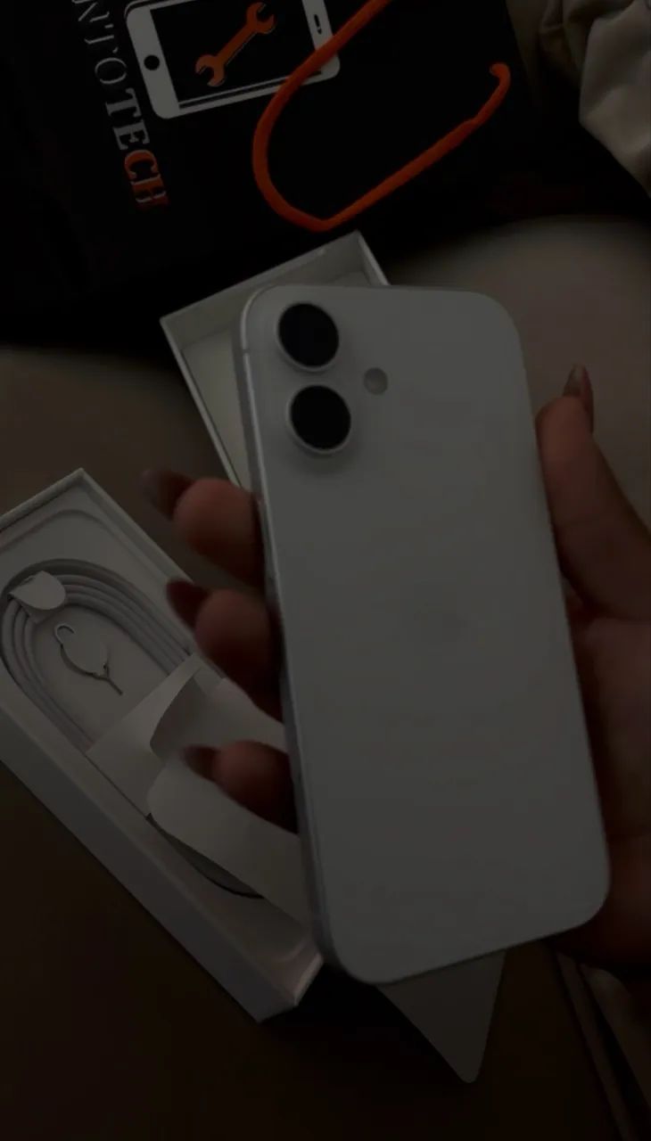 IPHONE 16, 6 MESES DE USO, GARANTIA DA APPLE ATÉ DEZEMBRO - Foto 4