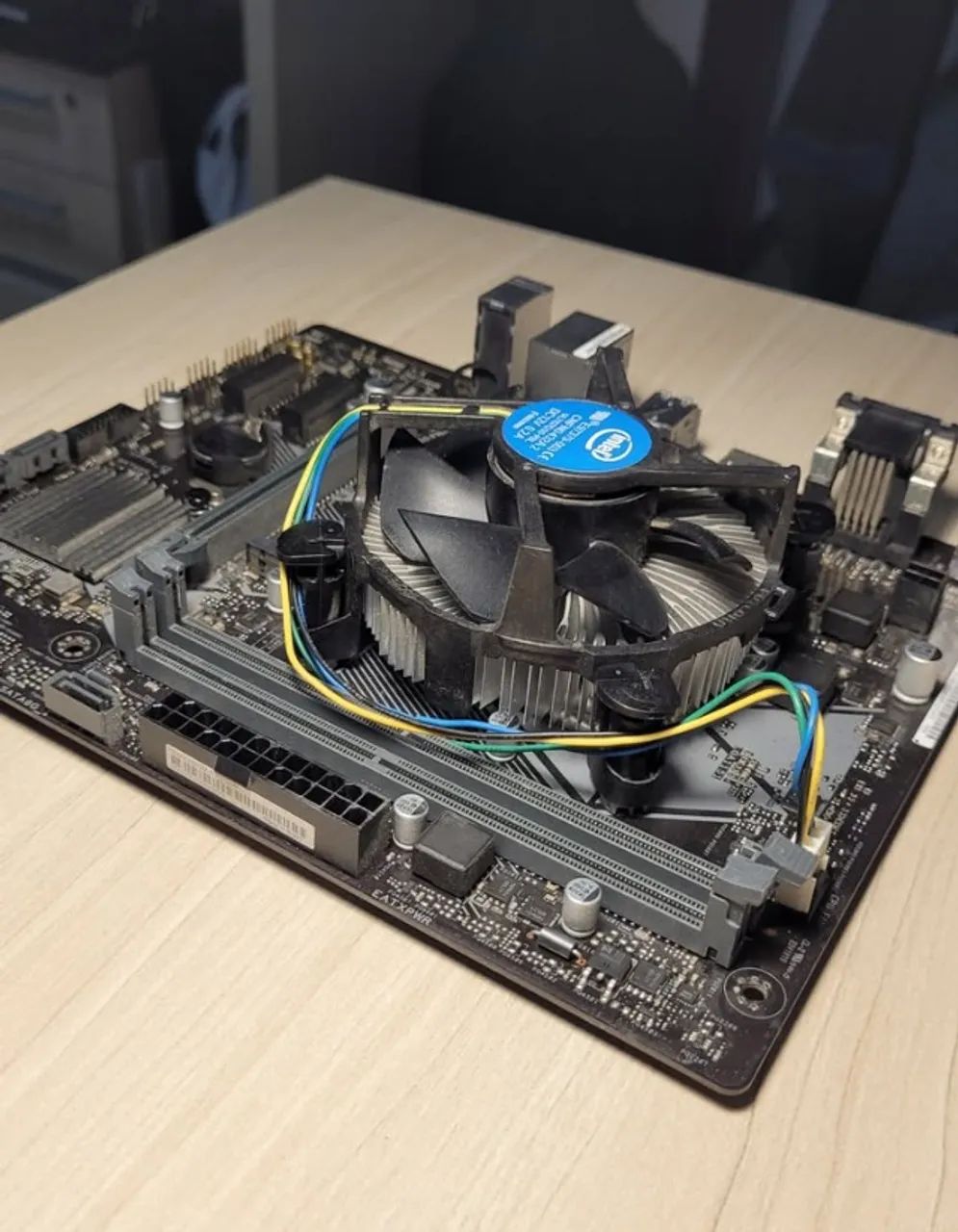Asus Prime H310M-E + Intel i5-9400f - Foto 2