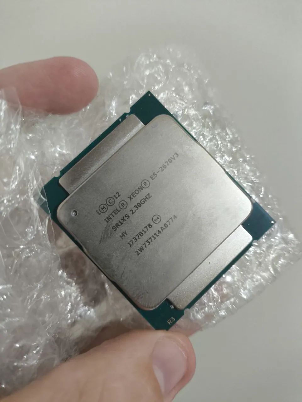 Processador Intel xeon e5-2670v3
