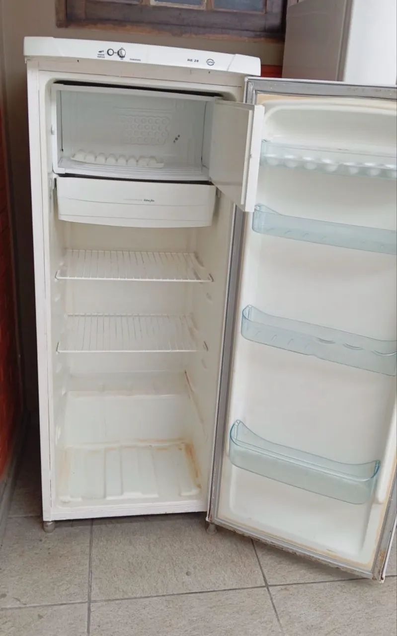 Geladeira Eletrolux- funcionando 