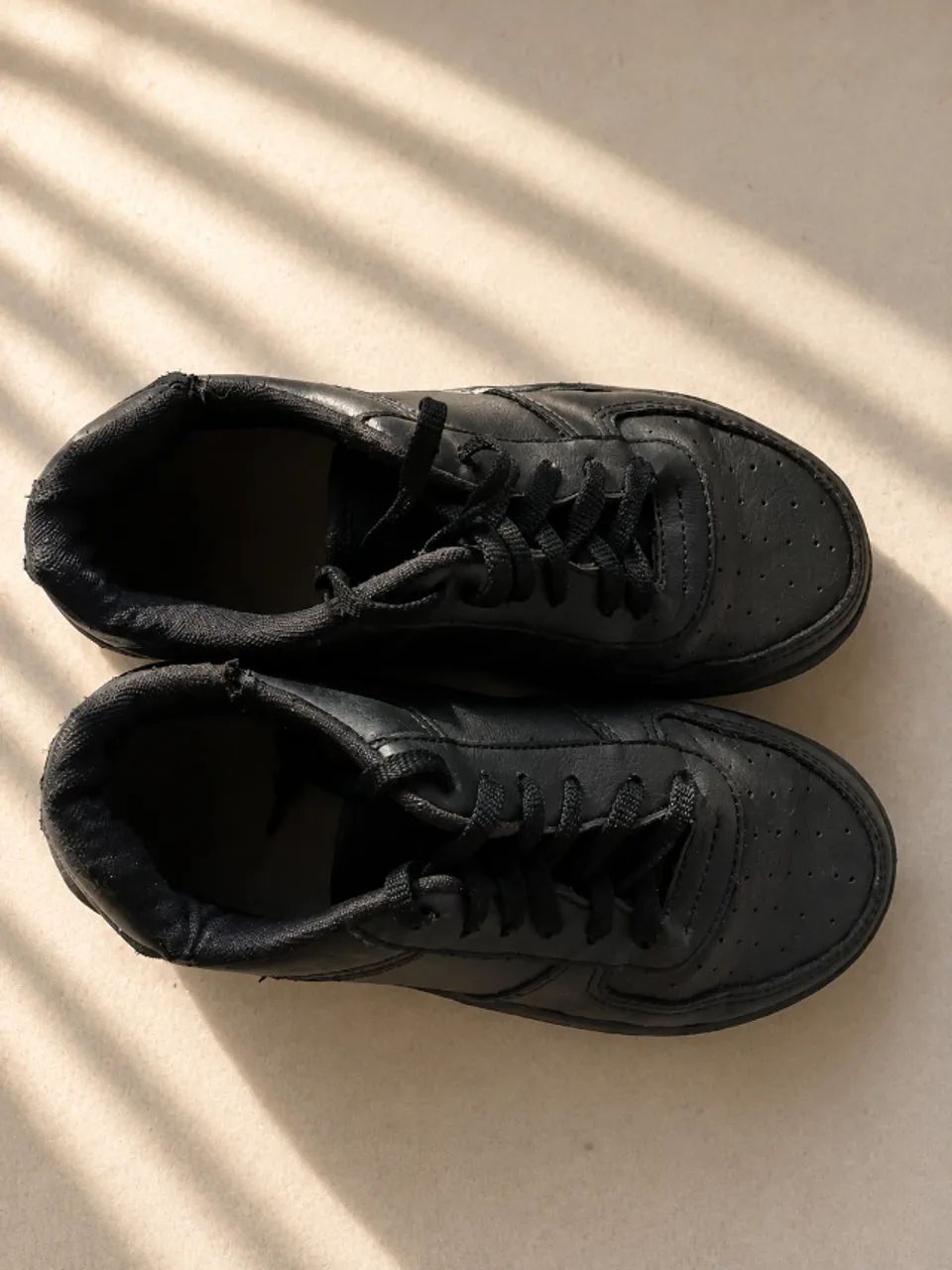 Tênis Airforce preto usado - Foto 3