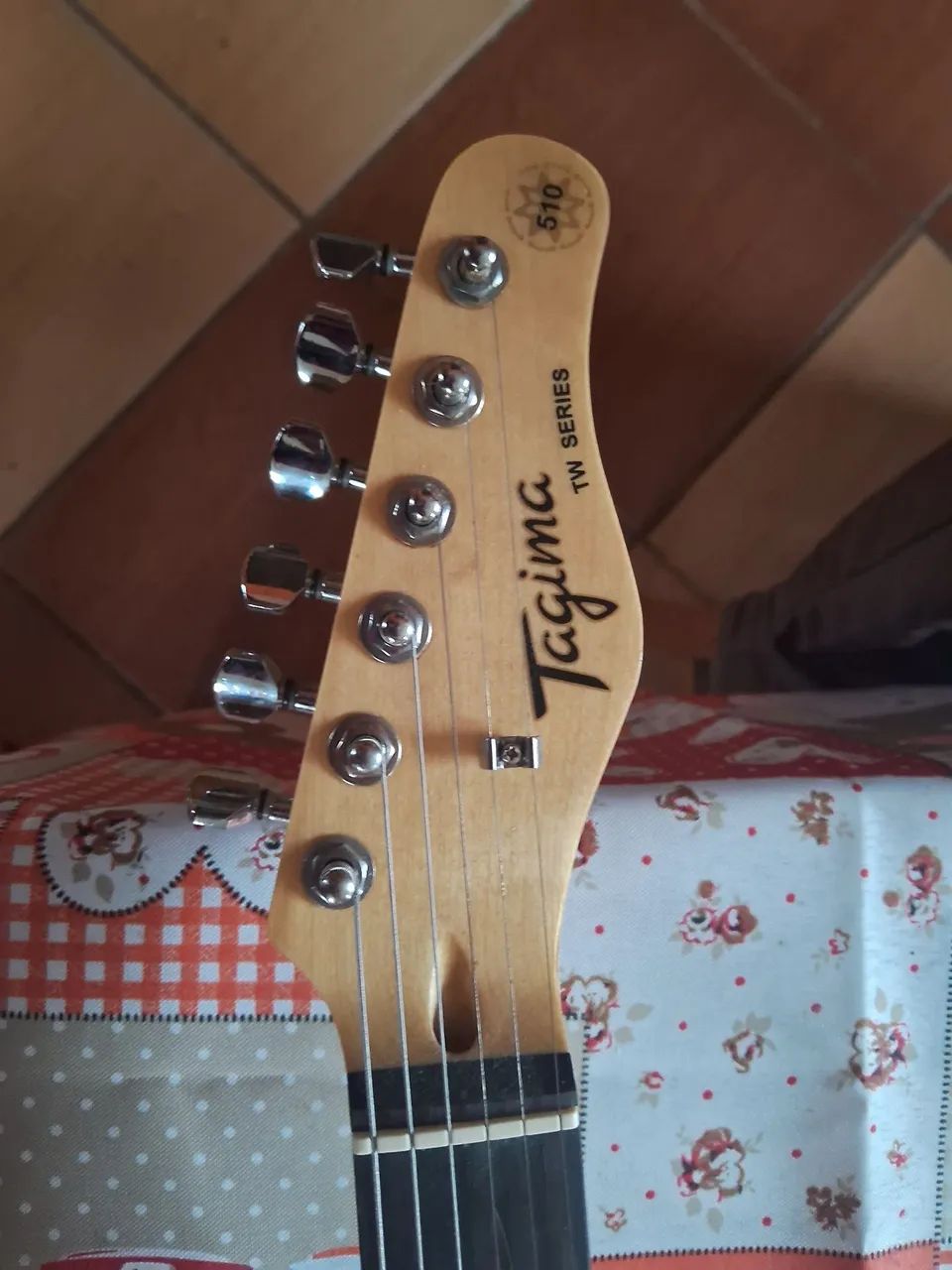 Guitarra Tagima - Foto 2