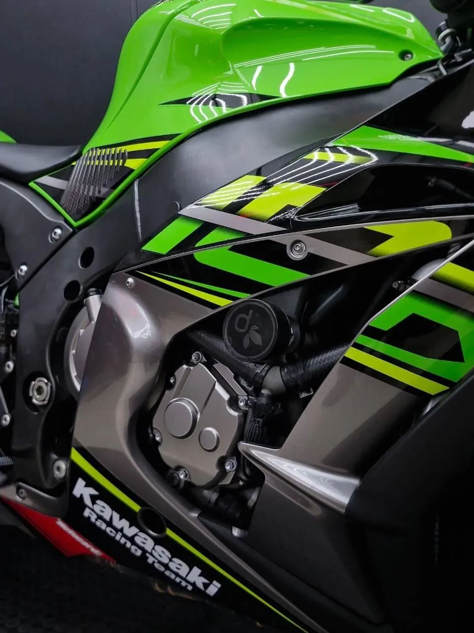Kawasaki Zx-10/ Zx-10r 1000cc 2018 - 1495631079 | OLX
