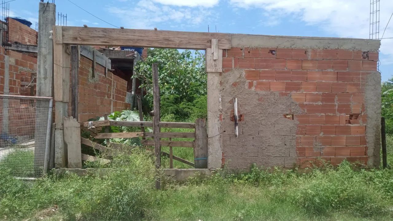 Vendo terreno com benfeitorias 