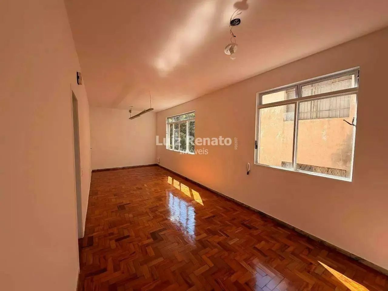 Apartamento à venda no bairro Serra