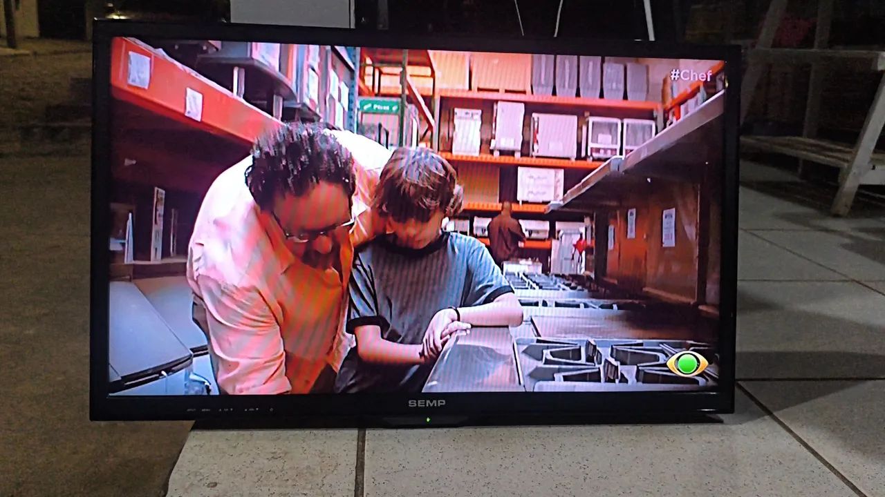 Tv Semp TCL 29 Polegadas Não é Smart Top de Verdade! - Foto 2