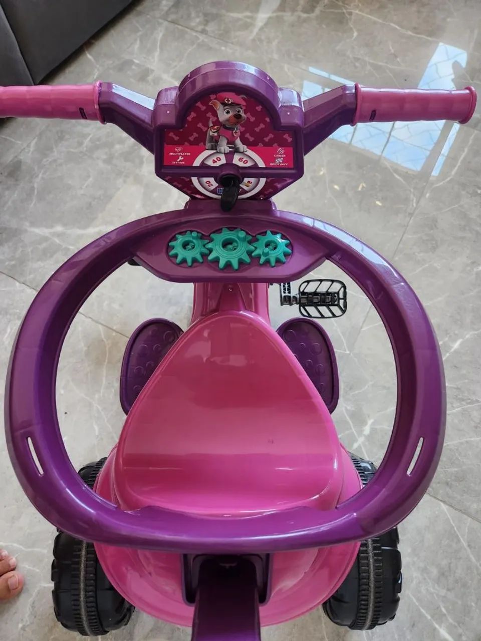 Triciclo infantil 