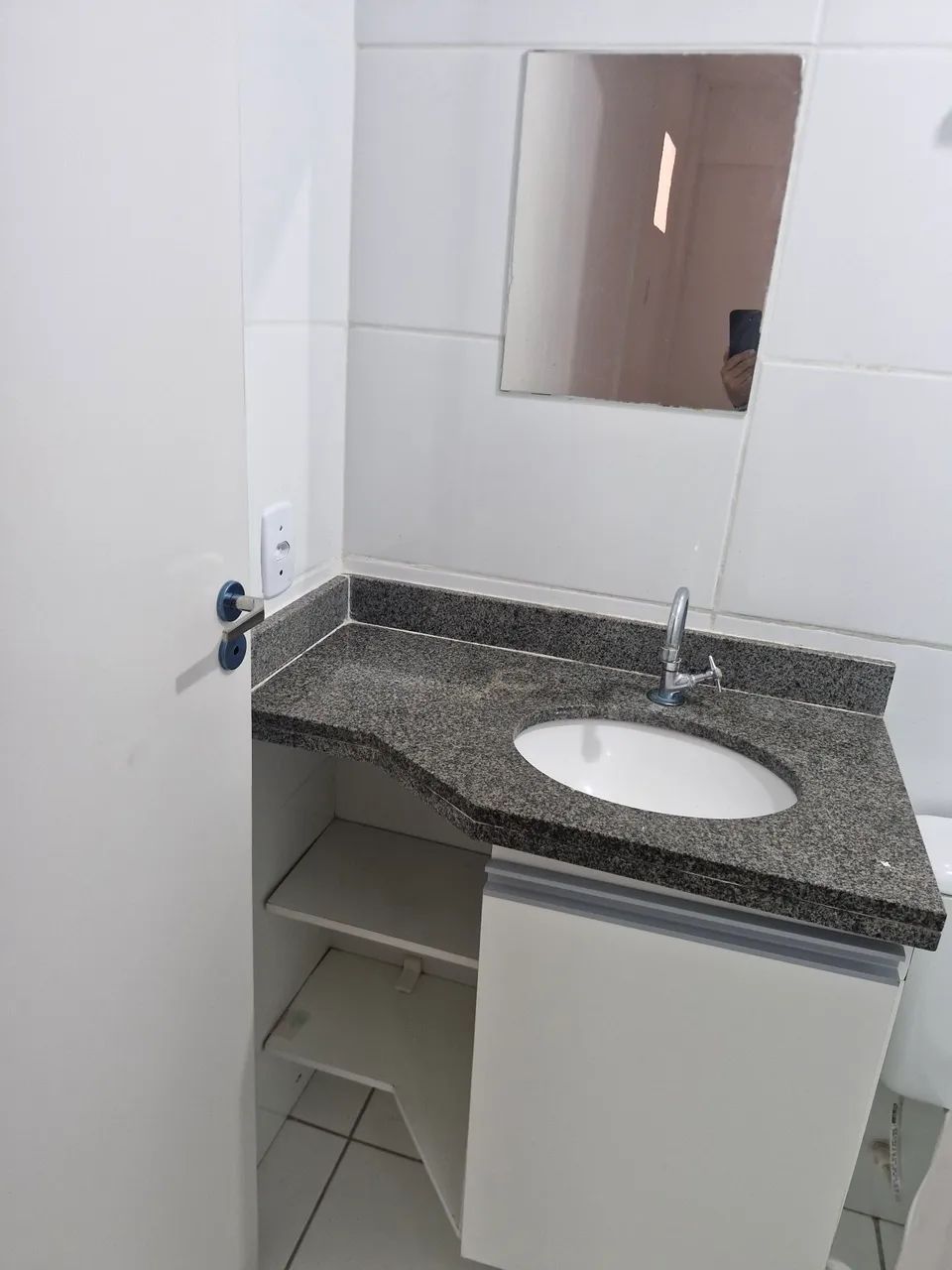 ALUGO APARTAMENTO DOIS QUARTOS - Foto 4