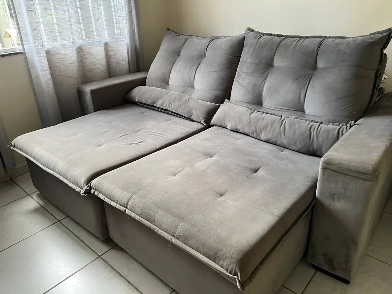 Sofá Retrátil Cinza 