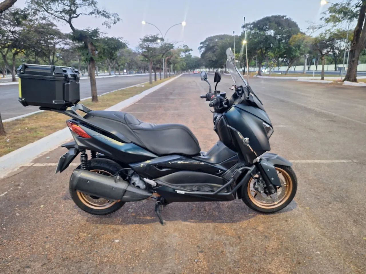 Xmax super equipada  - Foto 3