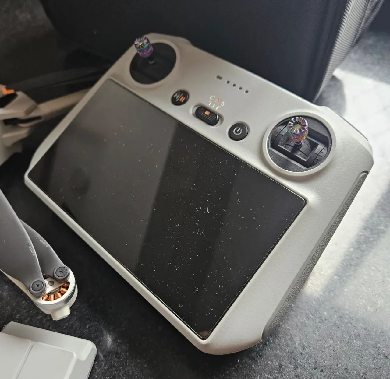 Drone DJI Mini 3 Pro - Completo e Pronto para Voar - Foto 5
