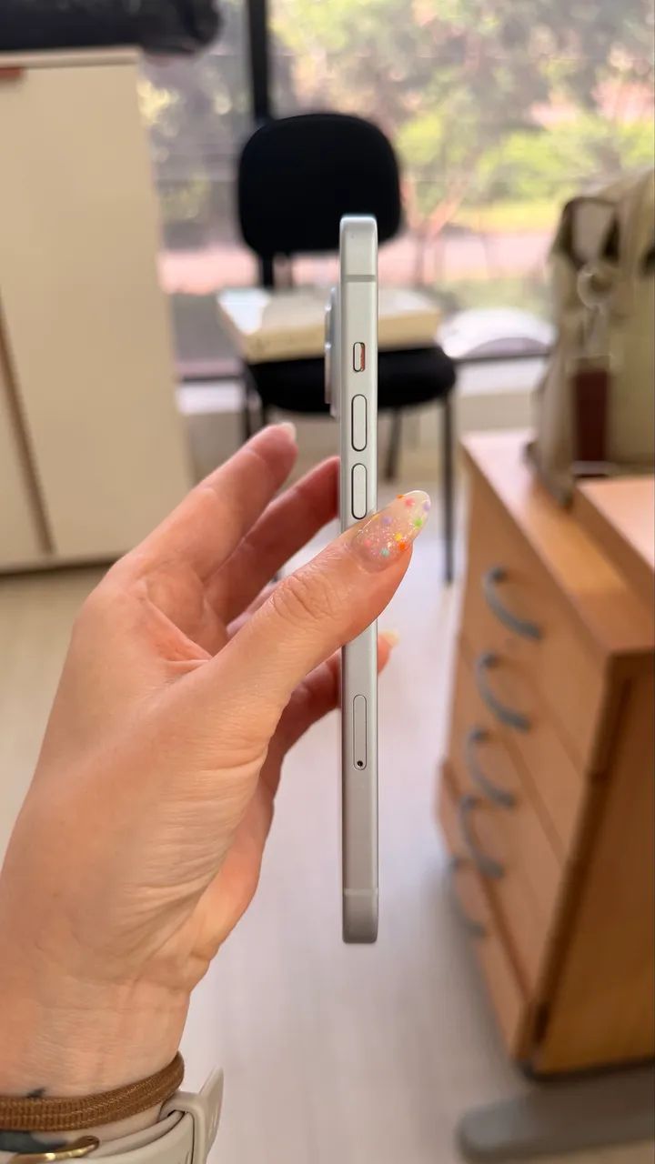 IPHONE 15 Plus - usado - Foto 3