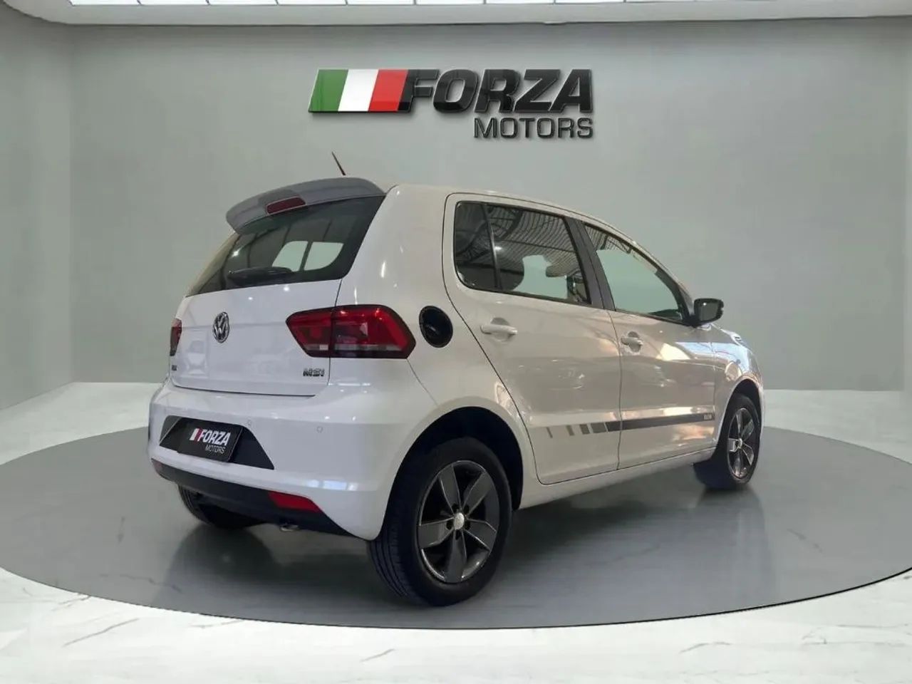 Volkswagen Fox RUN 1.6 Flex 8V 5P 2017 - Foto 5