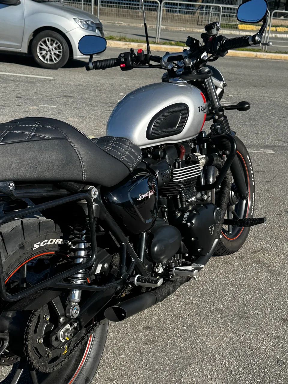 Triumph 900cc - Foto 3