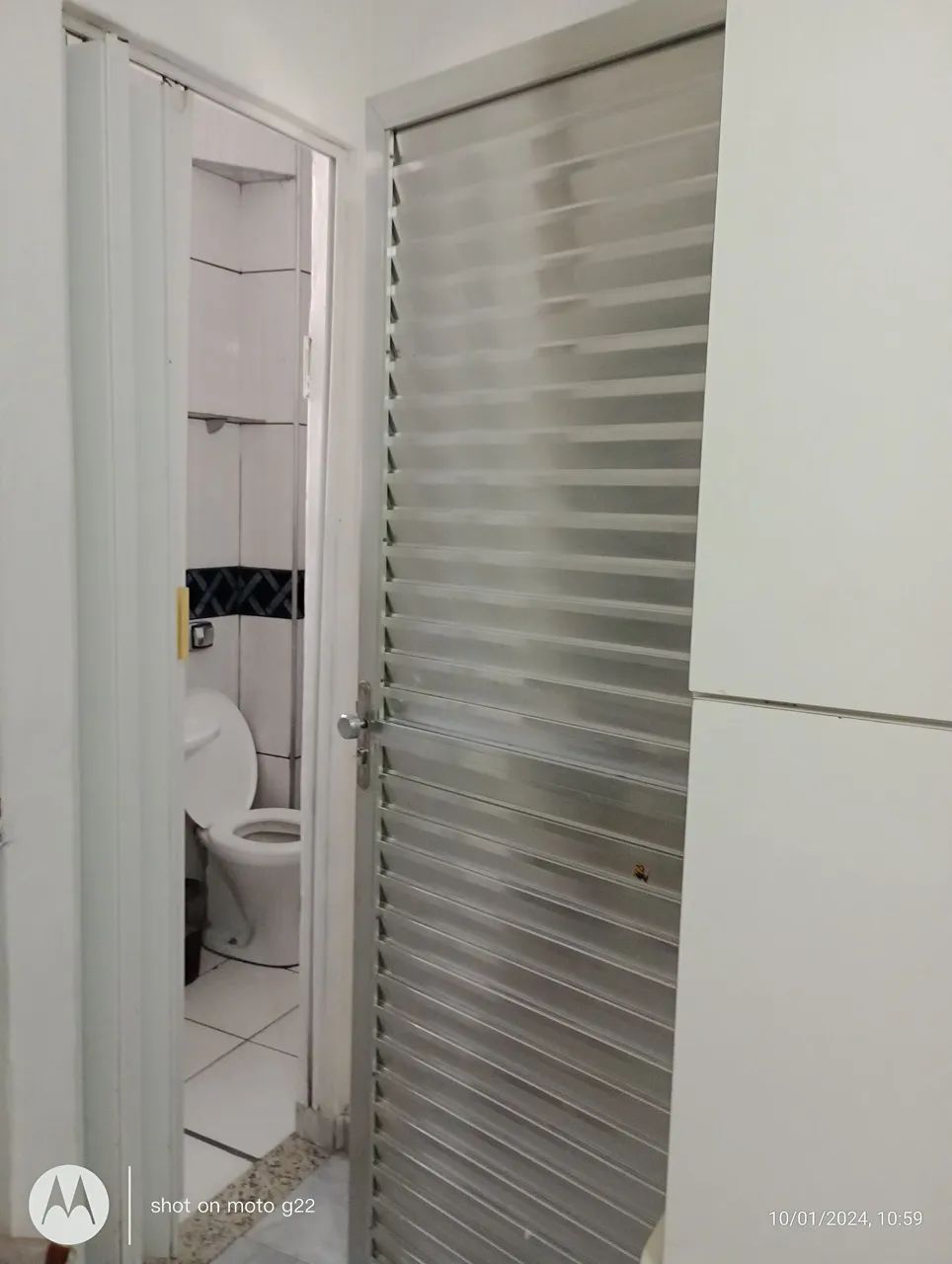 Quarto independente pra  uma moça  - Foto 5