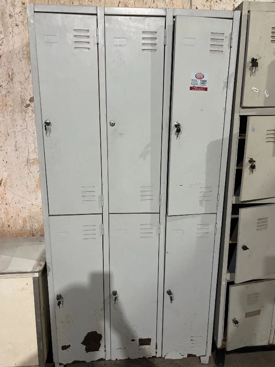 Armário 6 portas 