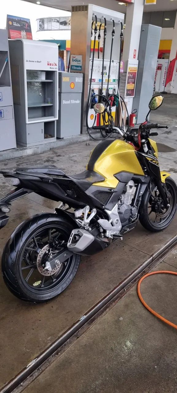 CB TWISTER 300F - Foto 3