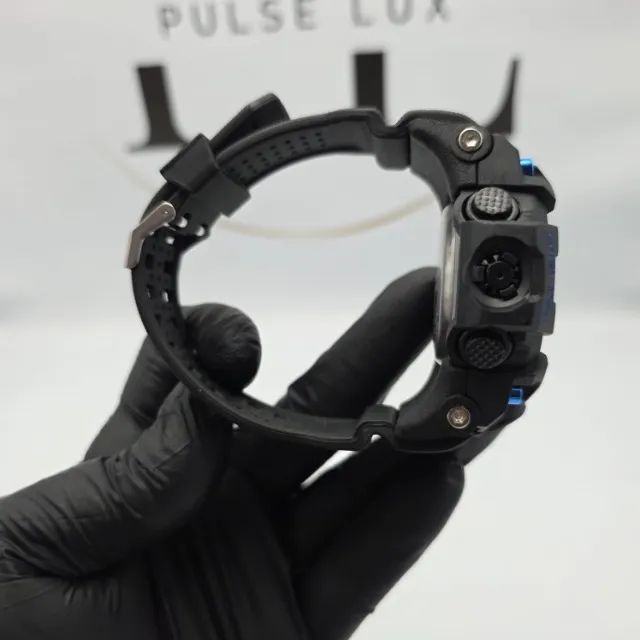 RELÓGIO MASCULINO_BORRACHA PRETA COM ACABAMENTO AZUL NO VISOR - Foto 4