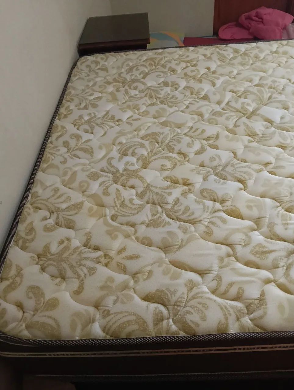 Cama casal com colchão e Box nova. Motivo da venda: mudança de cidade - Foto 2