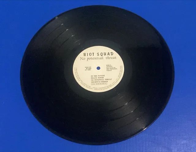 Lp Riot Squad - No Potential Threat (1988/excelente) - Foto 2