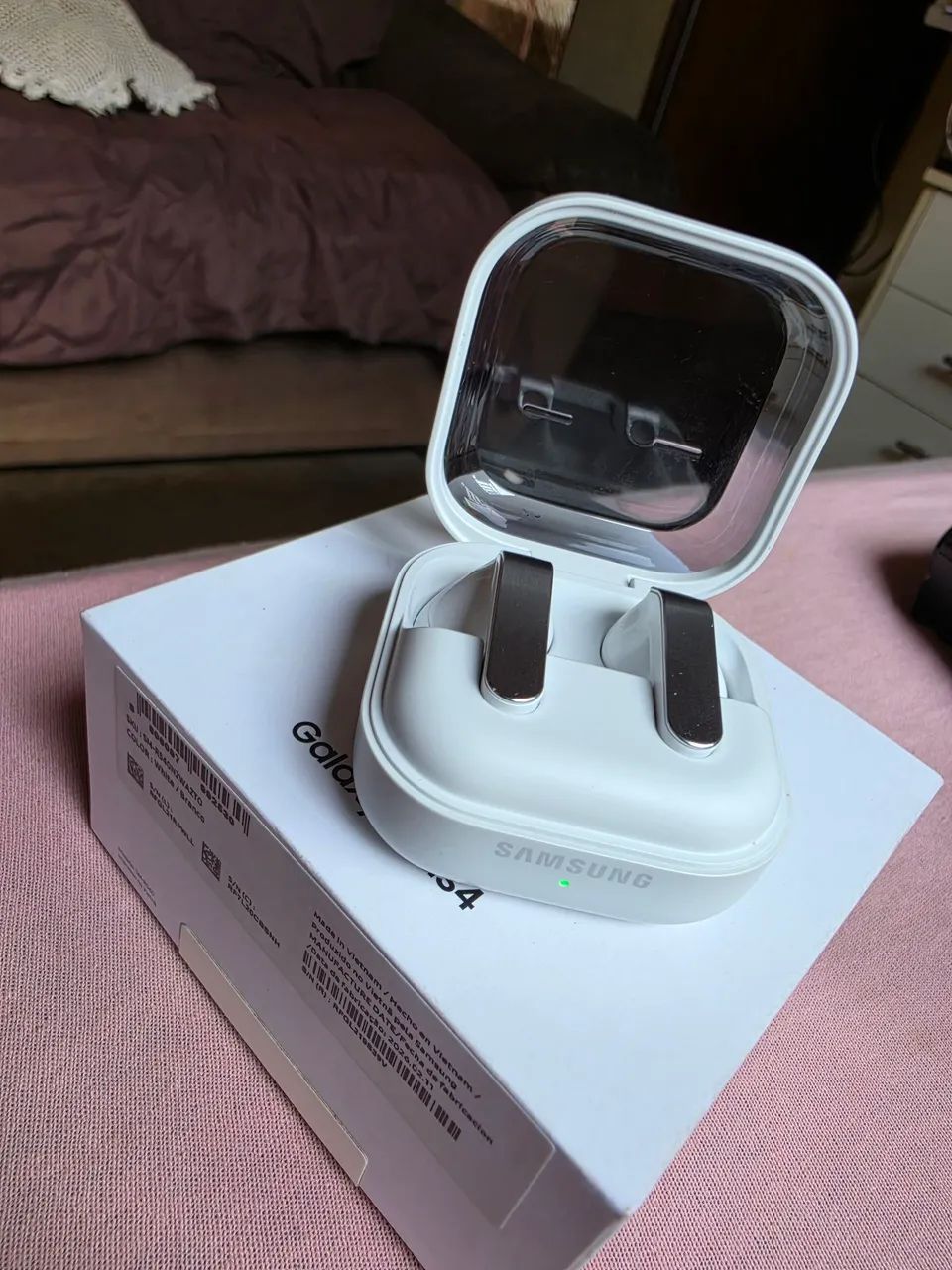 Galaxy buds 4