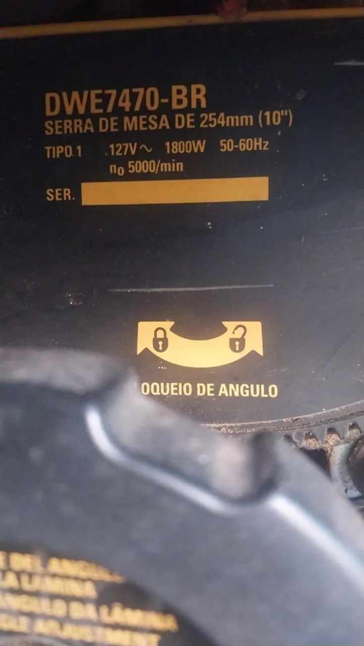 Serra circular de bancada Dewalt com defeito  - Foto 5