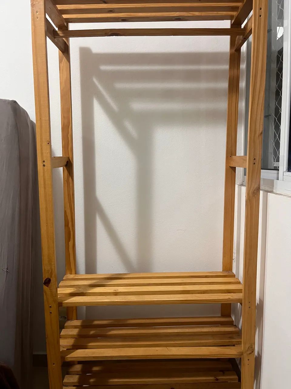 Arara de roupa pequena  - Foto 3