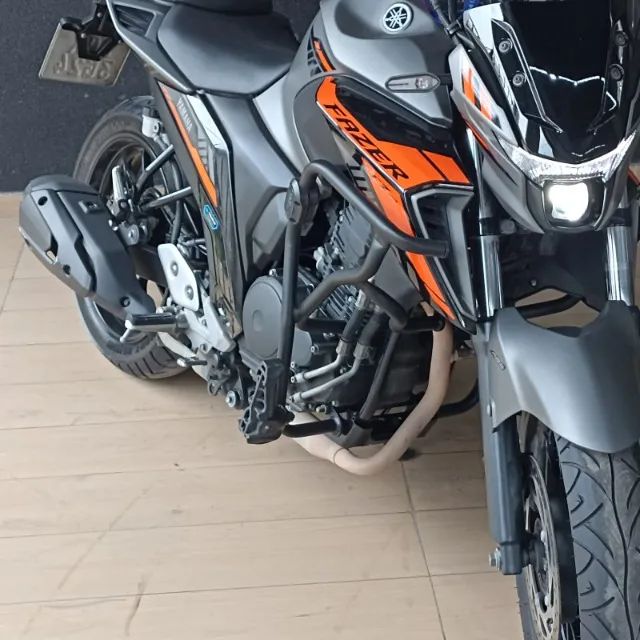 YAMAHA FAZER FZ25 CONNECTED 2025 COM APENAS 5324 KM RODADOS, PRATICAMENTE ZERO KM - Foto 3