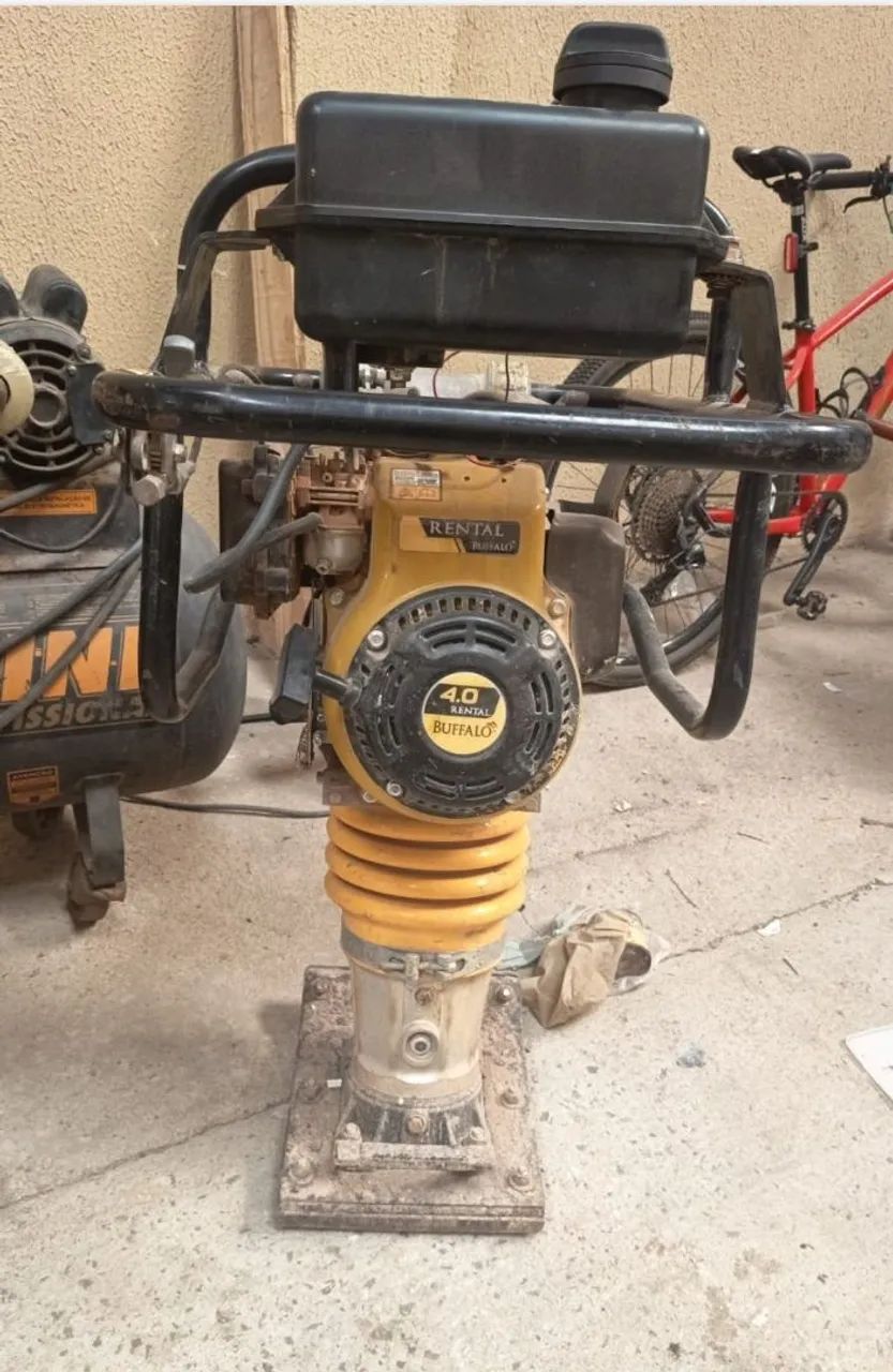 Compactador de terra e paver