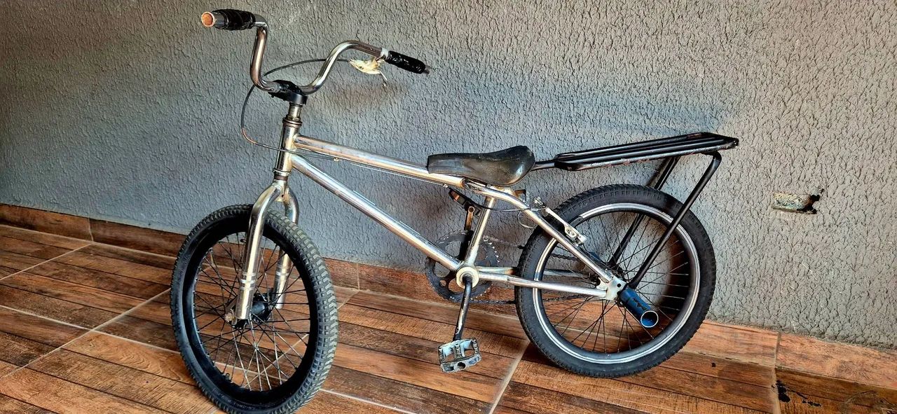 Bicicleta infantil aro 20. - Foto 3